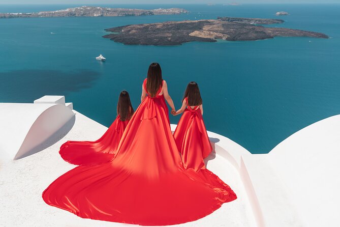 Private Flying Dress Photoshoot in Santorini - What Is Not Included, and Why That Matters