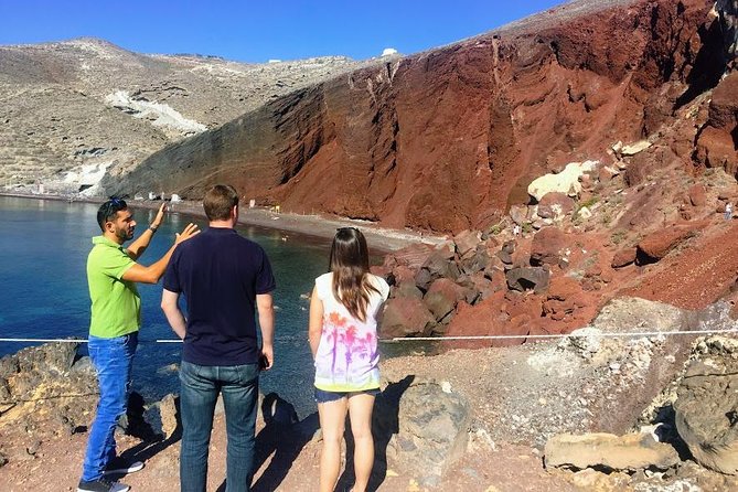 Private Half Day Tour of Santorini's South Side - Akrotiri ruins: the 3,500-year-old punch in a short stop