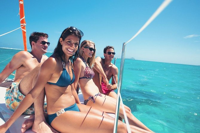 Private Luxury Santorini Catamaran Cruise with Port Pickup - Palea Kameni hot springs: soak in the active volcanic crater