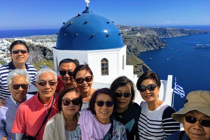 Private Santorini Day Tour & Native Driver - Red Beach and Kamari: Two Volcanic Coasts, One Smart Contrast