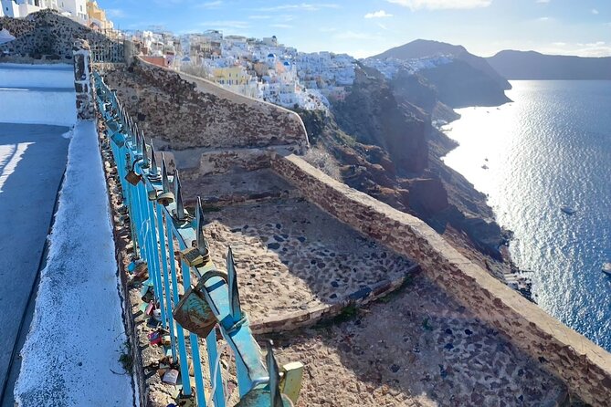 Private Santorini Highlights Tour – Scenic Views & Local Insight - Why Santorini highlights are better with your own driver