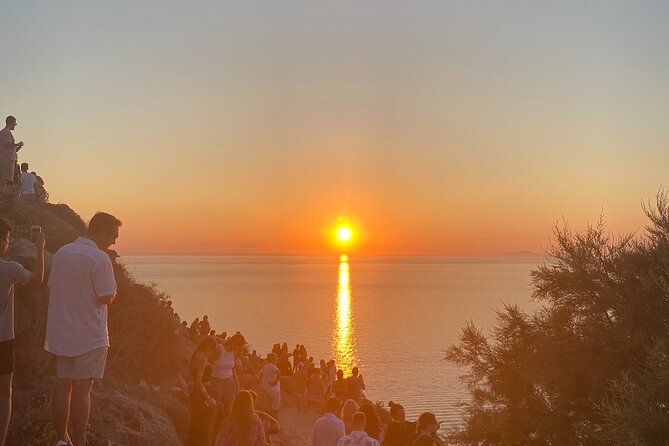 Private Santorini Highlights Tour – Scenic Views & Local Insight - Imerovigli: raw caldera views and the volcanic story
