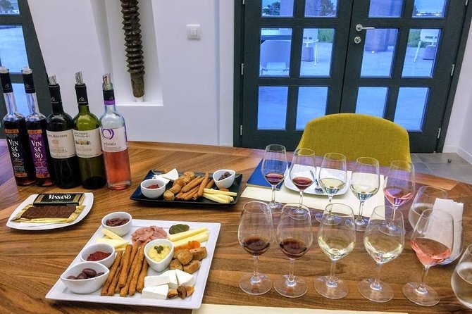 Private Santorini History and Wine Tasting 5-Hour Tour - Venetsanos Winery: caldera views plus a family tradition that’s been rebuilt