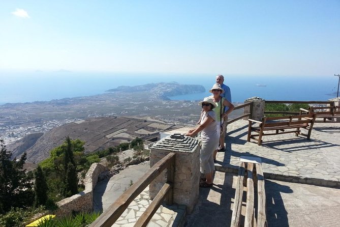 Private Tour: Customize Your Perfect Day in Santorini - Smart Pickup and Drop-Off That Saves Your Energy