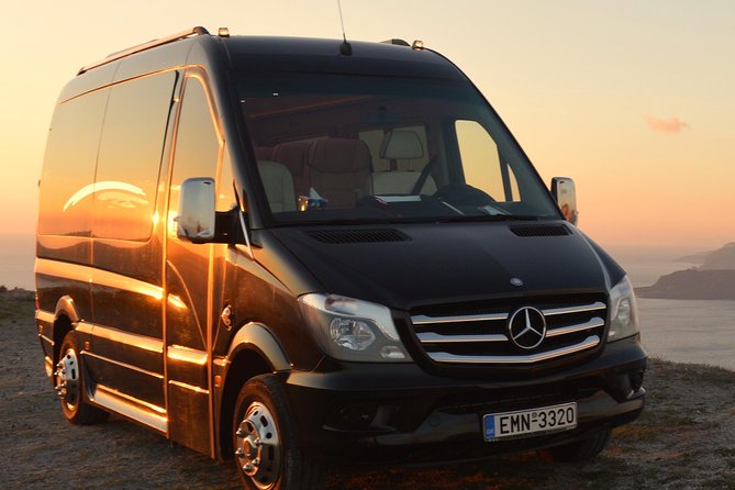 Private Transfer , from or to Santorini Airport / Port / Hotel - The private car experience: what you actually get