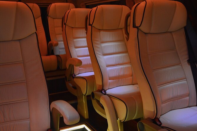 Private Transfer , from or to Santorini Airport / Port / Hotel - Where this transfer fits best (and who should book it)