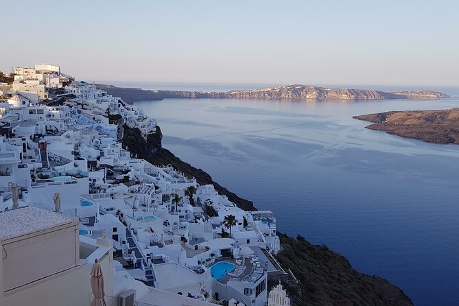 Private Transfer from-to Santorini airport to-from anywhere in Santorini Island - The ride comforts: Wi-Fi, cleanliness, and luggage reality