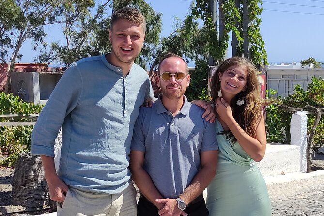 Private Wine Tour in 3 Wineries with 12 Wine Tastings and Tapas - A private Santorini wine tasting route that actually feels planned