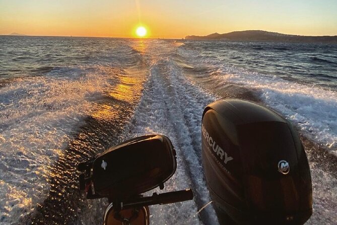 Rent a SpeedBoat in Santorini with License or Skippered - Photos and sunset from the boat, not from a crowded viewpoint
