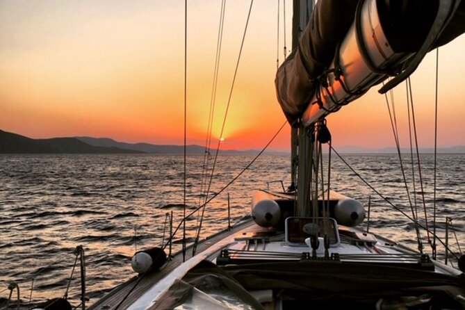 Sailsational Luxury Santorini Catamaran Sunset Cruise with Dinner - Why a Santorini sunset catamaran beats watching from shore
