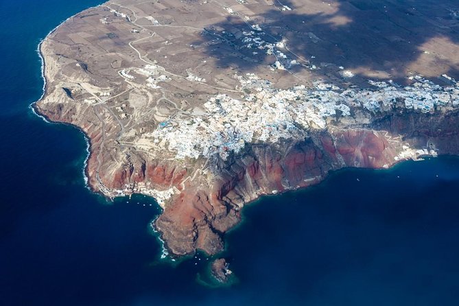 Santorini 30min Helicopter Tour - Seats, small group size, and how to get the best views