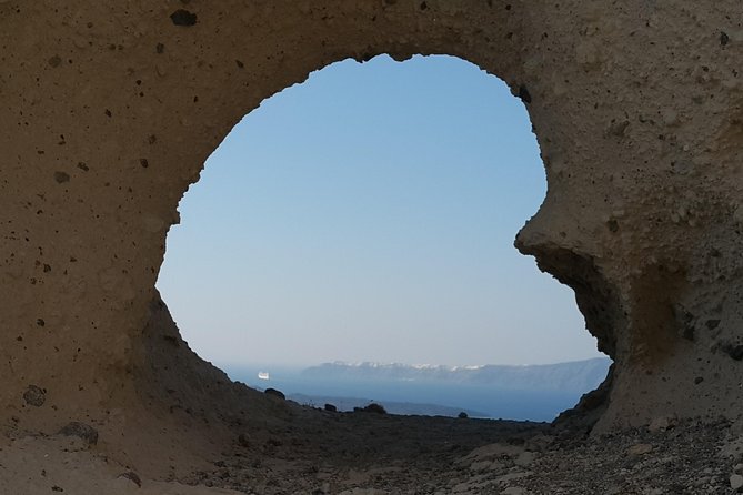 Santorini: 4hr Private Countryside Hidden Paths Tour - Megalochori: traditional village time with real caldera views