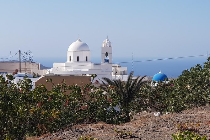 Santorini: 4hr Private Countryside Hidden Paths Tour - Windmills of Emporio: quick photos, easy momentum