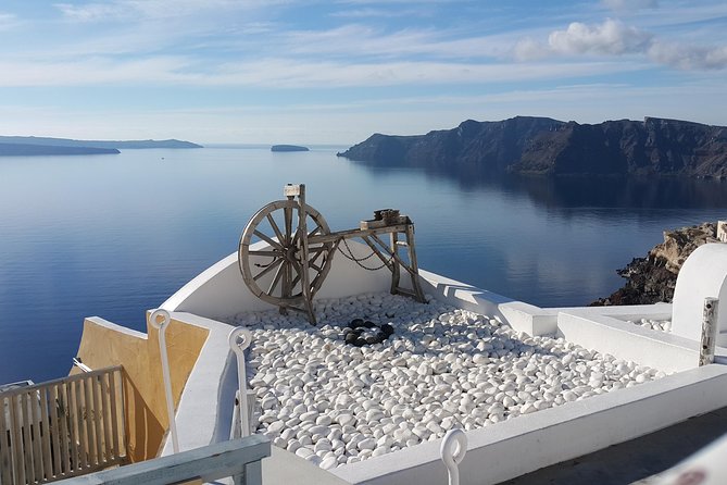 Santorini: 4hr Small Group Shore Excursion with Minimum Walking - The Castle of St Nicholas: cave houses and caldera views