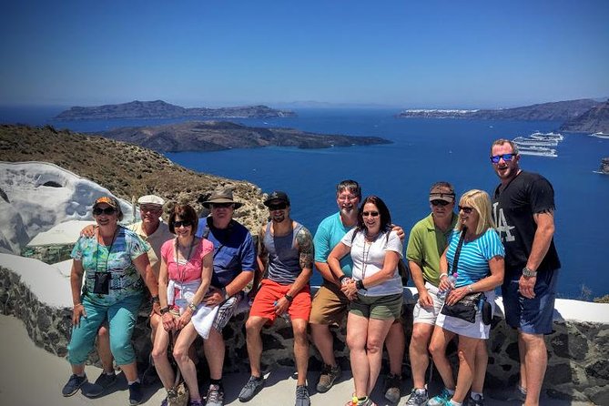 Santorini 5 Hours Sightseeing Tour - Oia without the all-day plan: the village most people know