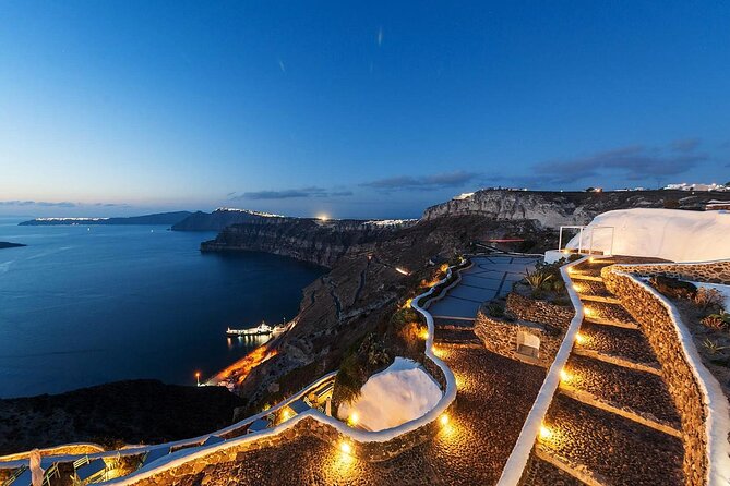 Santorini 6 hours Day tour and Lunch - Lunch in a traditional taverna: what’s included and what to say ahead