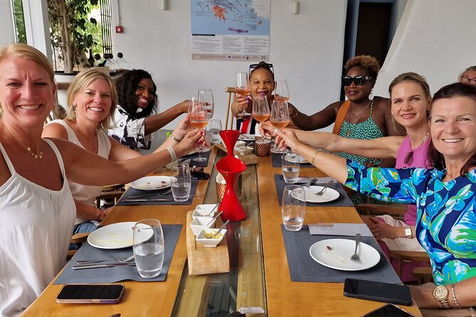Santorini: 6hr Private Tour with Olive Oil, Beer or Wine Tasting - Starting at the cable car, then building your day