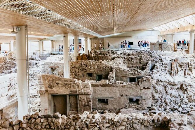 Santorini , Akrotiri tour by a licensed guide - Price and logistics: what you pay, what you do not, and how to plan your day