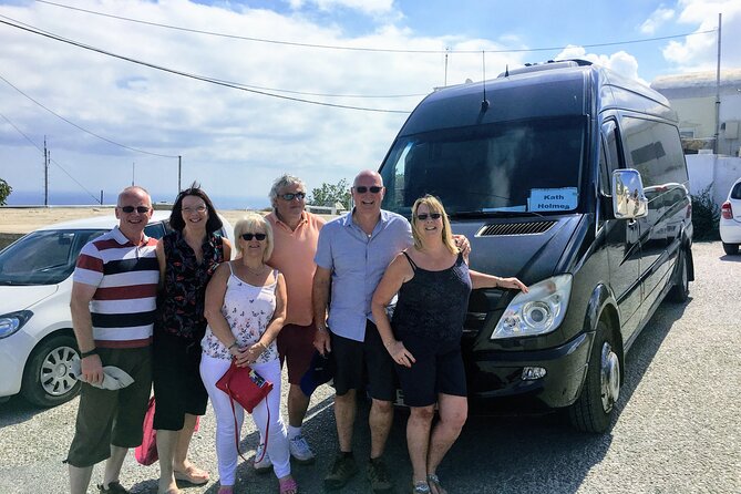Santorini Arrival Transfer & Travel Services - Timing with precision slots (and why that helps)