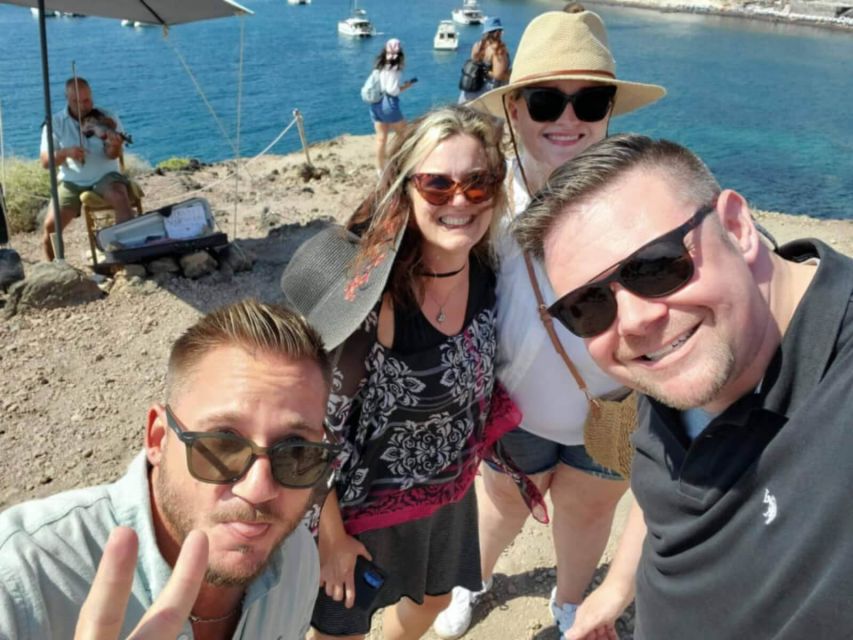 Santorini: Best Of Santorini Private Tour with a Local Guide - Getting picked up, then actually using your time well
