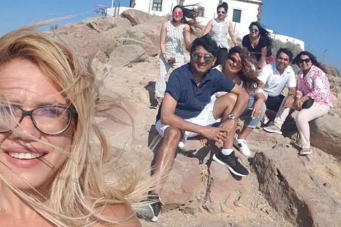 Santorini Bliss: Discover the Charms of the Southern Delight - From Perivolos to the Black Beach finish, plus a lunch plan