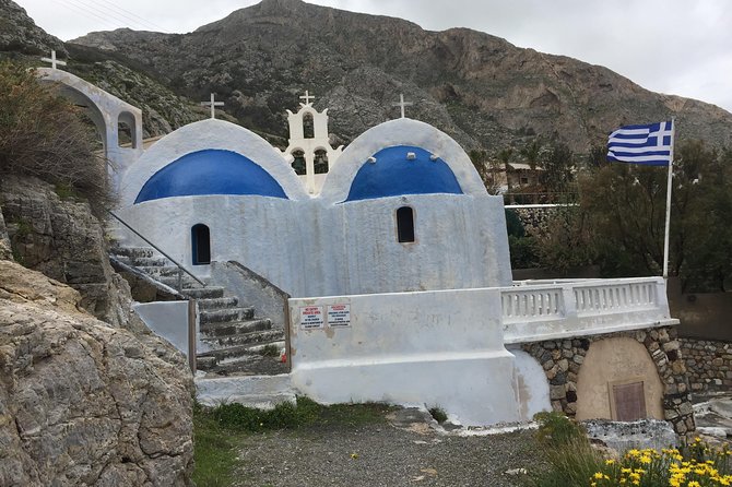 Santorini Blue Domes Private Tour - Stop 1: Imerovigli for Caldera Command and Rockside Chapels