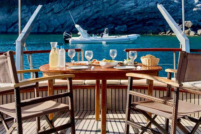 Santorini Caldera Day Traditional Cruise with Meal and Drinks - Getting to Vlychada Port Without Losing Half Your Day