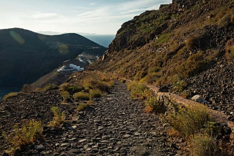 Santorini: Caldera Hike from Fira to Oia - Key moments you’ll remember
