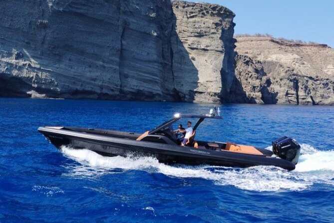 Santorini Caldera: Private Cruise with Speed Boat & Open Bar - The route in plain language: what happens in each stop