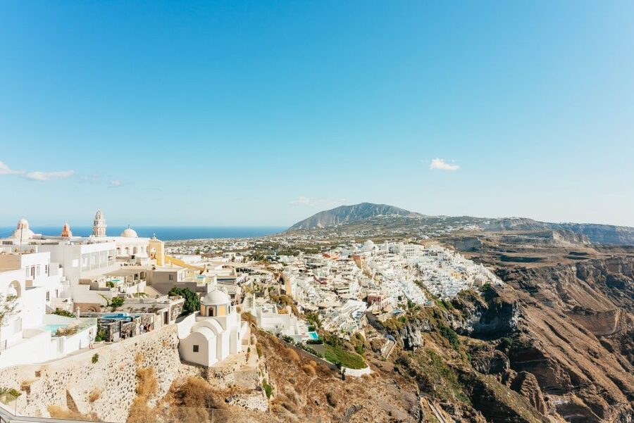 Santorini: Caldera Trail Guided Hike and Sunset Viewing - Oia sunset hill: 360-degree views with less crowd stress