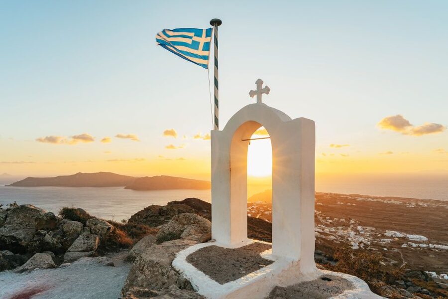 Santorini: Caldera Trail Guided Hike and Sunset Viewing - Timing and duration: start when the sun says so