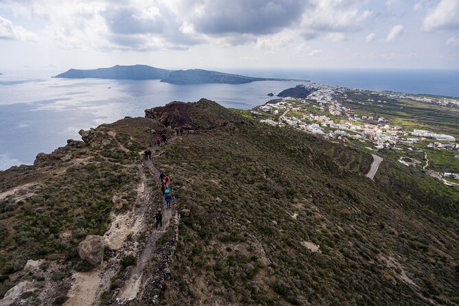 Santorini : Caldera Trail Hike and Sunset - Prophet Elias Chapels: The Picnic Break With Big-View Payoff