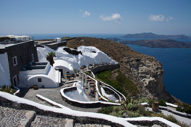 Santorini car tour with a local - Pickup in Fira and the VIP comfort of a minivan or SUV