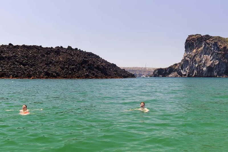 Santorini: Catamaran Cruise with Fresh Meal & Open Bar - Volcanic Hot Springs: The Geothermal Setting, Not a Guaranteed Spa Temp