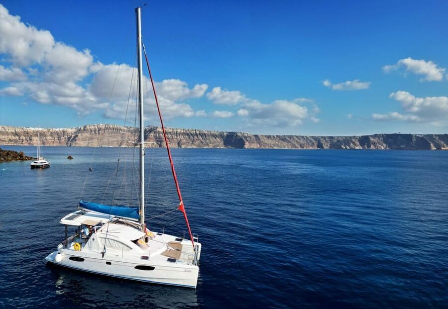 Santorini: Catamaran Cruise with Greek BBQ and Drinks - Why a Vlychada catamaran makes Santorini easier