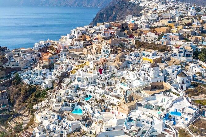 Santorini Chauffeur - Group size and the minivan advantage