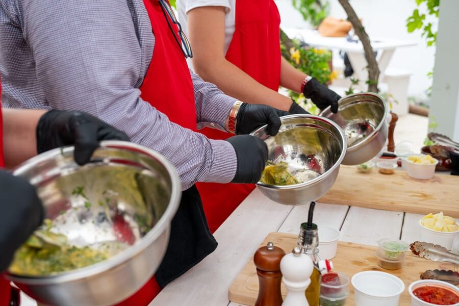 Santorini: Cooking Class with Lunch and Wine Tasting - What You Actually Cook on Kamari’s Black Beach (and why it’s worth learning)