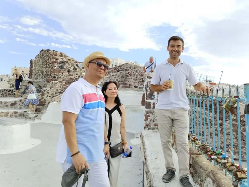 Santorini: Customizable Private Tour with a local Guide - Firostefani and the Three Bells Photo Stop Over Imerovigli