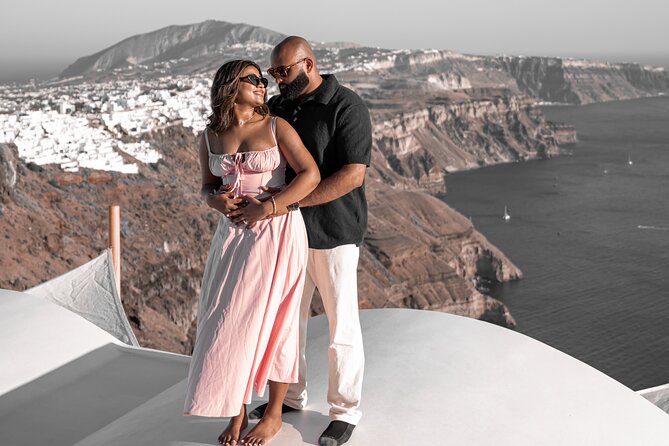 Santorini: Customized Private Photoshoot Walk in Oia - The Photo Gallery: What Edited Images Mean for Your Trip