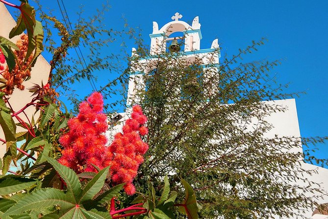 Santorini Day Tour with Sunset in Oia - Emporio (Castelli of Emporio): A Walking Stop That Breaks Up the Day