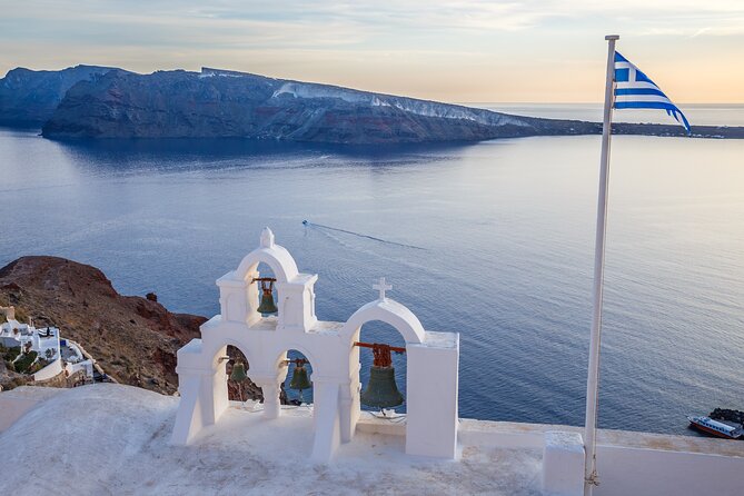 Santorini Delight: Mini-Group Tour for Cruise Passengers - Perivolos Black Beach and Wine Country Notes