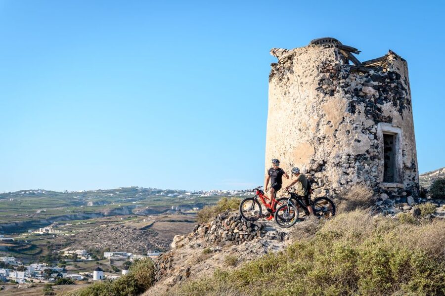 Santorini e-bike guided tours - What makes this e-bike tour worth your time