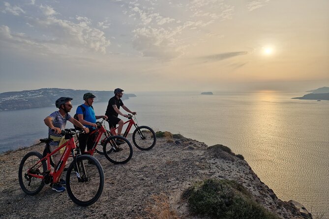 Santorini: E-Bike Sunset Tour Experience - Emporio and the Venetian castle, where history meets side roads