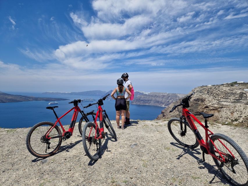 Santorini: E-bike tour experience - Key highlights worth caring about