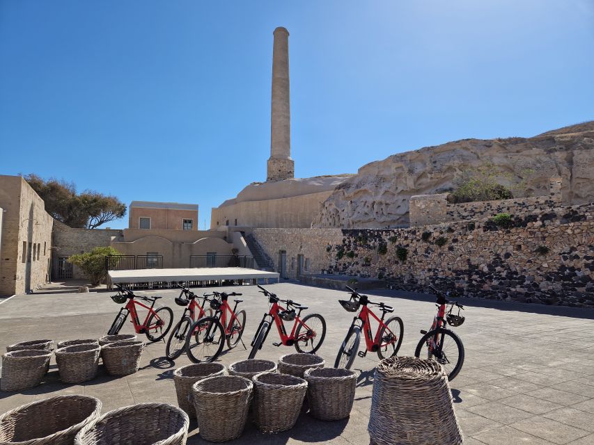 Santorini: E-bike tour experience - What to bring, what to wear, and when to ride it