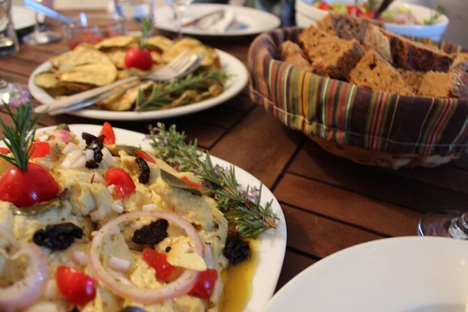 Santorini Family Farm Food & Wine Tour with Cooking Class - Megalochori and its kadounia maze of stone lanes
