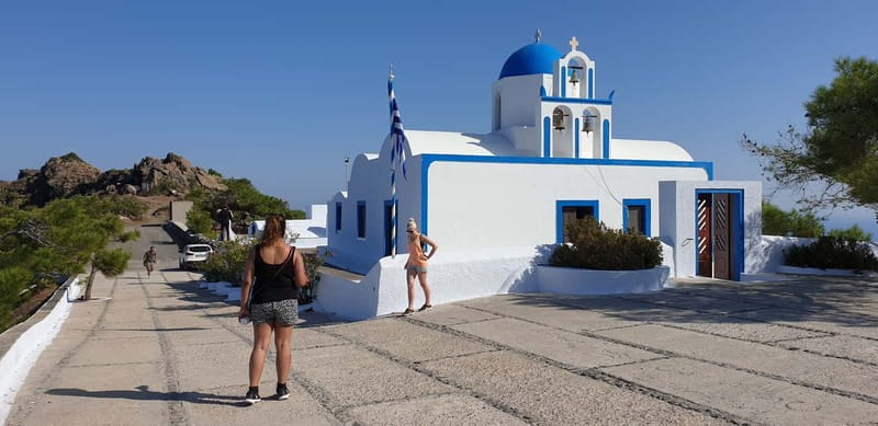 Santorini: Fira to Oia Caldera Hike with Guide - Firostefani and Imerovigli: the village stops that make the walk click