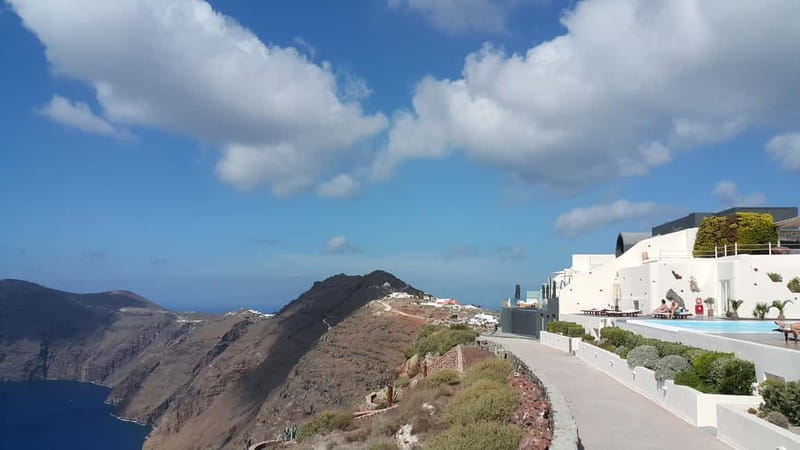 Santorini: Fira to Oia Caldera Hike with Guide - Oia at the finish: what you get and how to use it