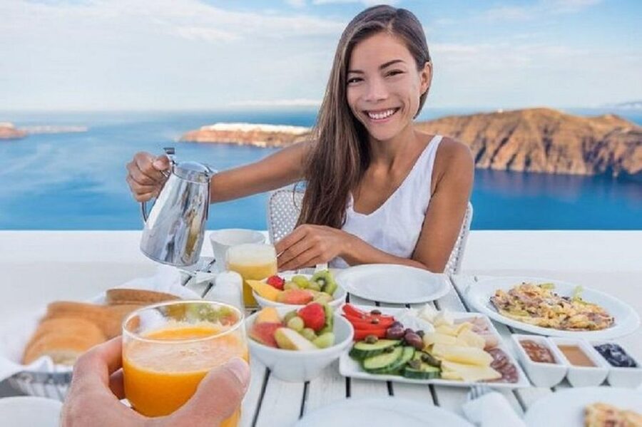 Santorini: Fira Town Walking Tour with Wine Tasting - Edge-of-Caldera Walking to Firostefani’s Blue Dome Church