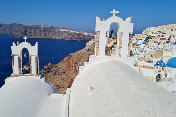 Santorini First-Time Guests Private Tour Sightseeing, excavetions & wine testing - Firostefani to Oia, then the Oia steps reality check